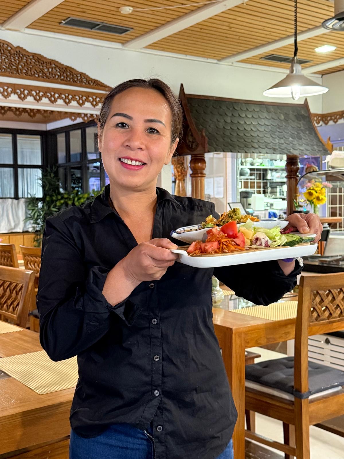 Kusuma Khonngam, Siam Bangkok ravintolan perustaja